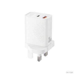 XO L163 30W Dual-Port Fast Charger, USB-C & USB-A ports, UK plug, white, compact and safe design